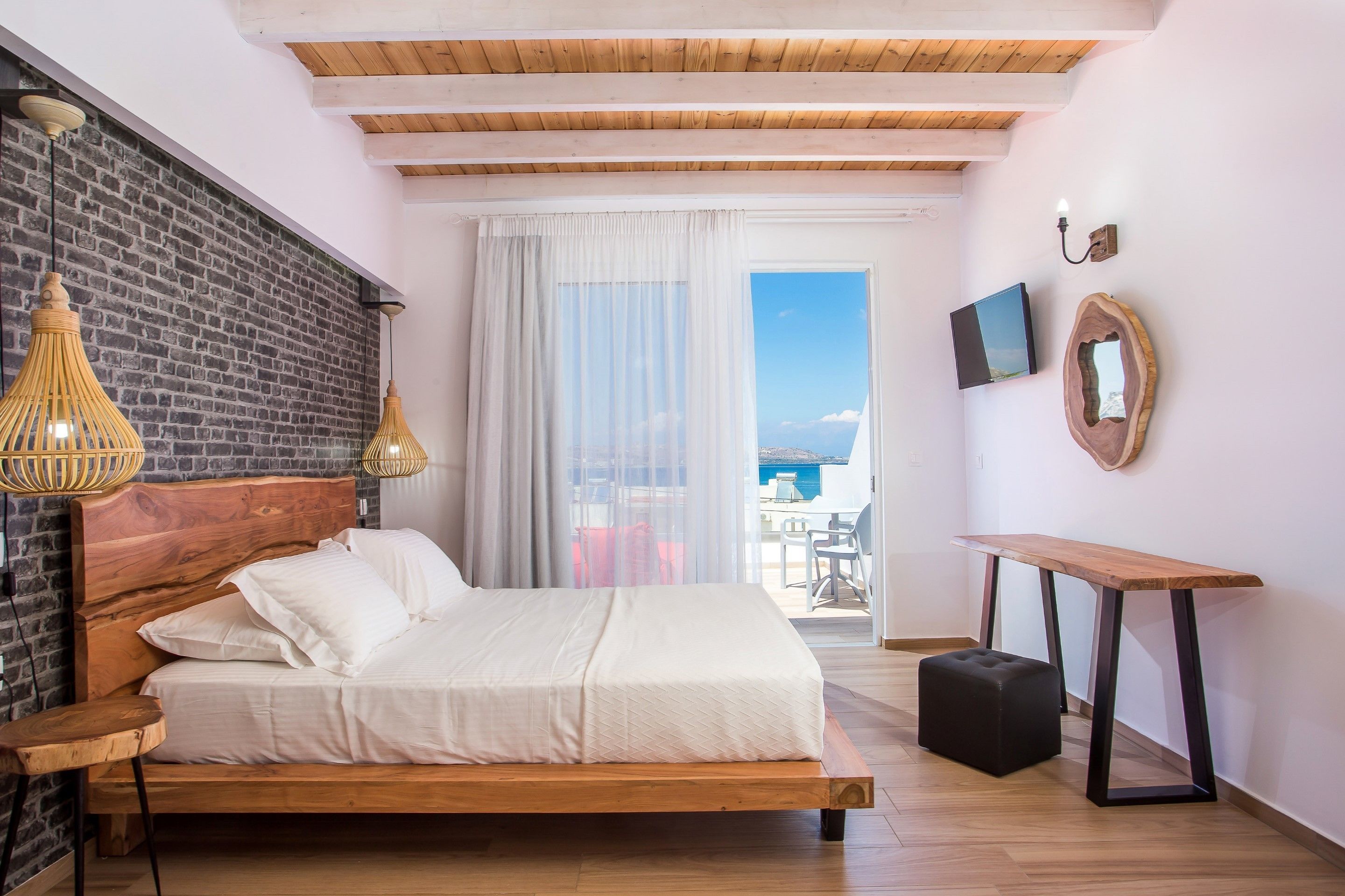 superior double room, 2 single beds | desk, soundproofing, free wifi, bed sheets