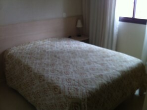 Standaard kamer | 1 slaapkamer, een bureau, verduisterende gordijnen