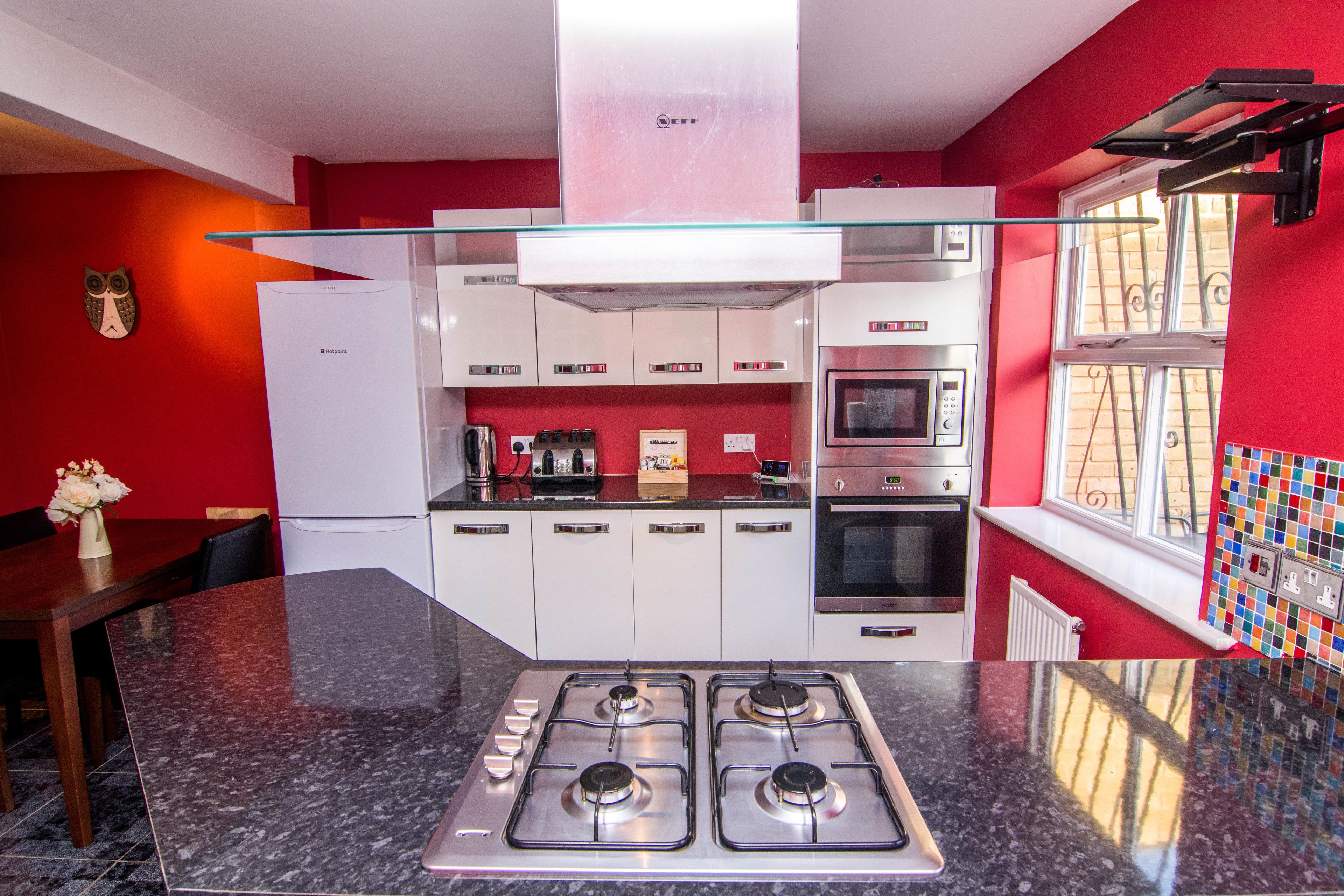 Apartment | Private kitchen | Full-size fridge, microwave, oven, dishwasher