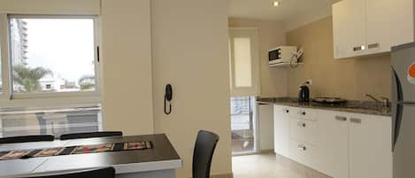 2 bedrooms, in-room safe, individually decorated, individually furnished