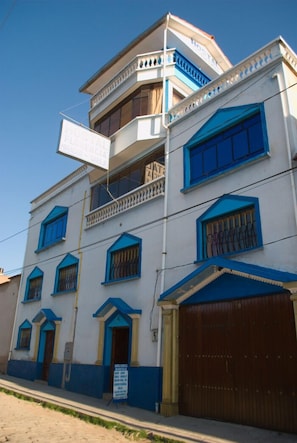 واجهة المنشأة