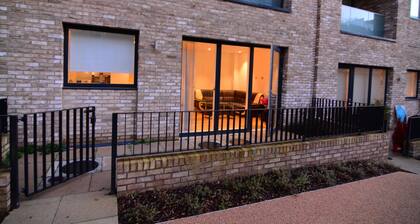 Apartment Wharf - Cambridge Avenue