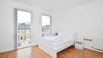 Deluxe Penthouse, 4 Bedrooms | 1 bedroom, Egyptian cotton sheets, iron/ironing board