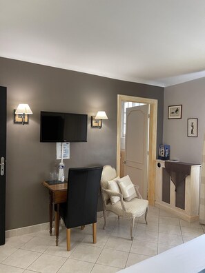 Quarto casal superior, suíte, vista para o jardim | Roupas de cama premium, Wi-Fi de cortesia, roupa de cama