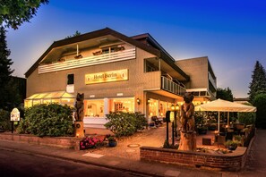 Terrace/patio - AKZENT Hotel Berlin (Bad Bevensen)