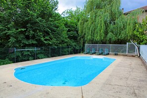 季節限定屋外プール