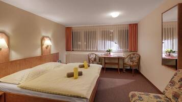 Desk, free WiFi, bed sheets