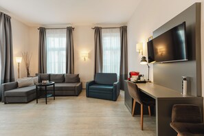 Superior Double Room, 1 Bedroom, Non Smoking | Living area