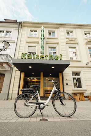 Bicycling - Hotel Kaiserhof (Karlsruhe)