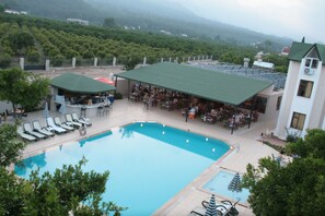 Outdoor pool - Ares Hotel (Kemer)
