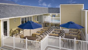 Sundeck