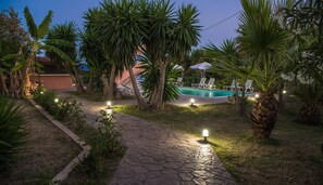 Property grounds - EVITA STUDIOS (Kefalonia)