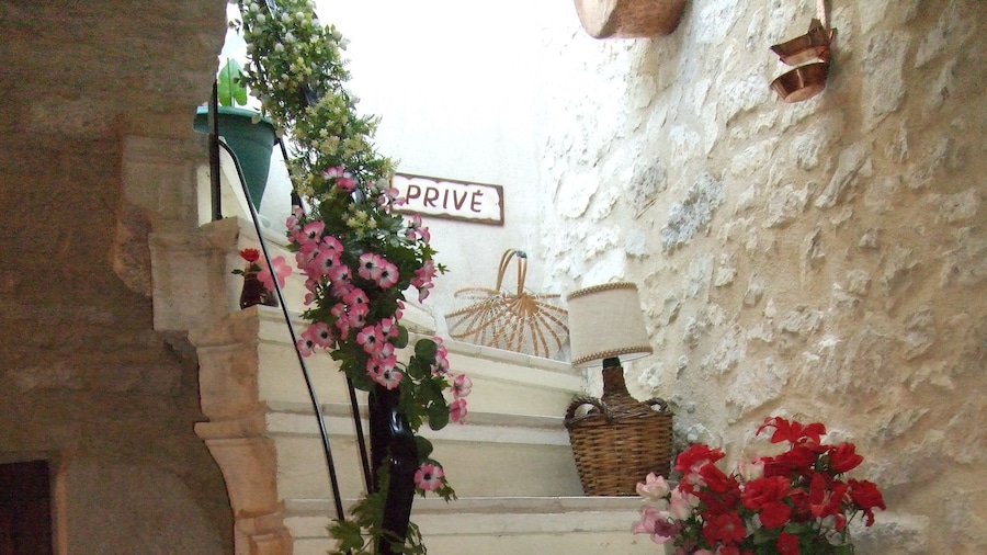 Le Patio De La Dordogne