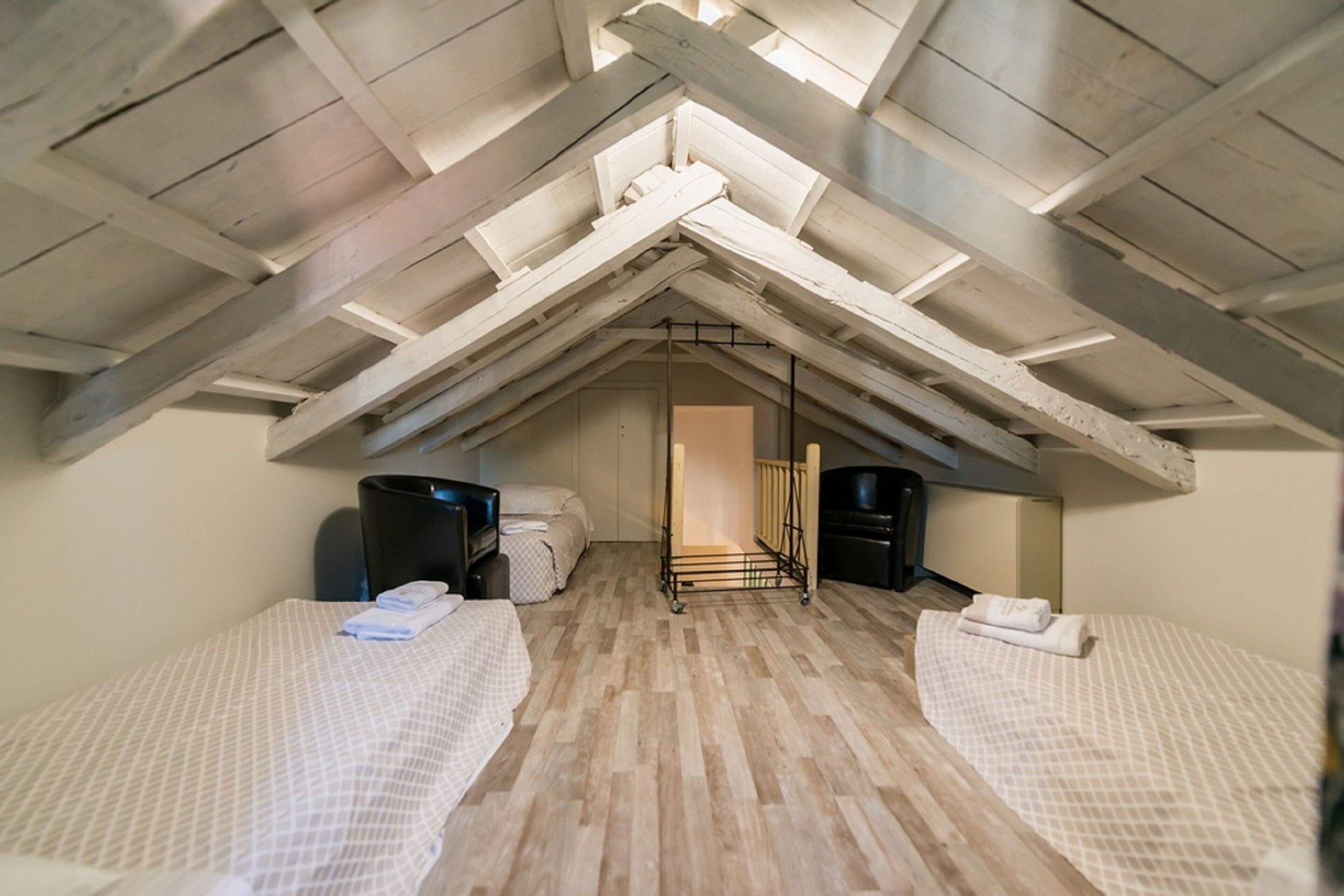 danai suite | 1 bedroom, minibar, in-room safe, individually decorated