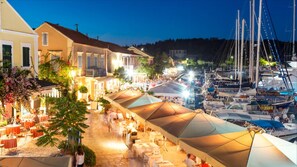 Dining - Fiscardonna Luxury Suites (Kefalonia)