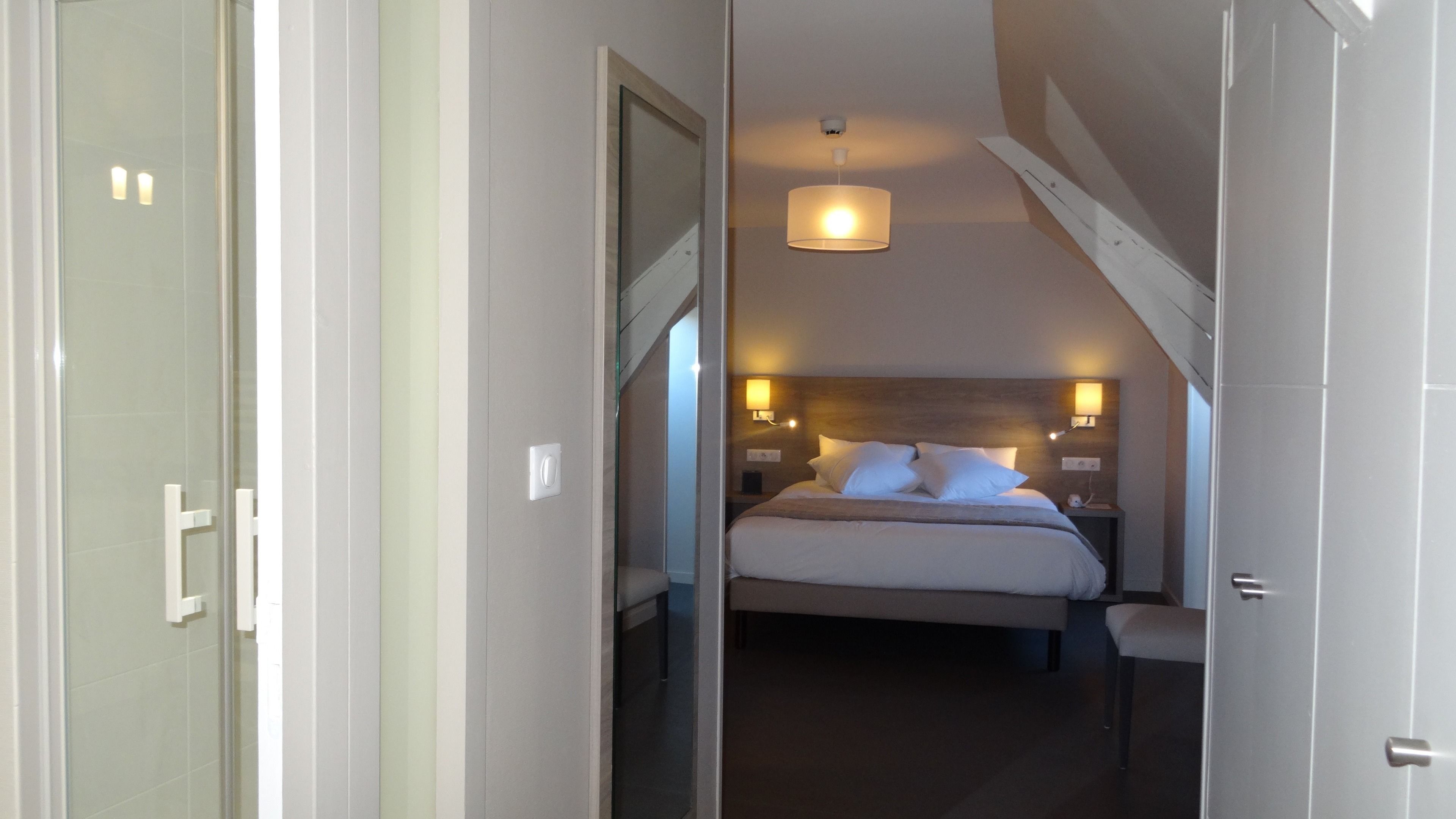 family room | premium bedding, desk, iron/ironing board, free wifi