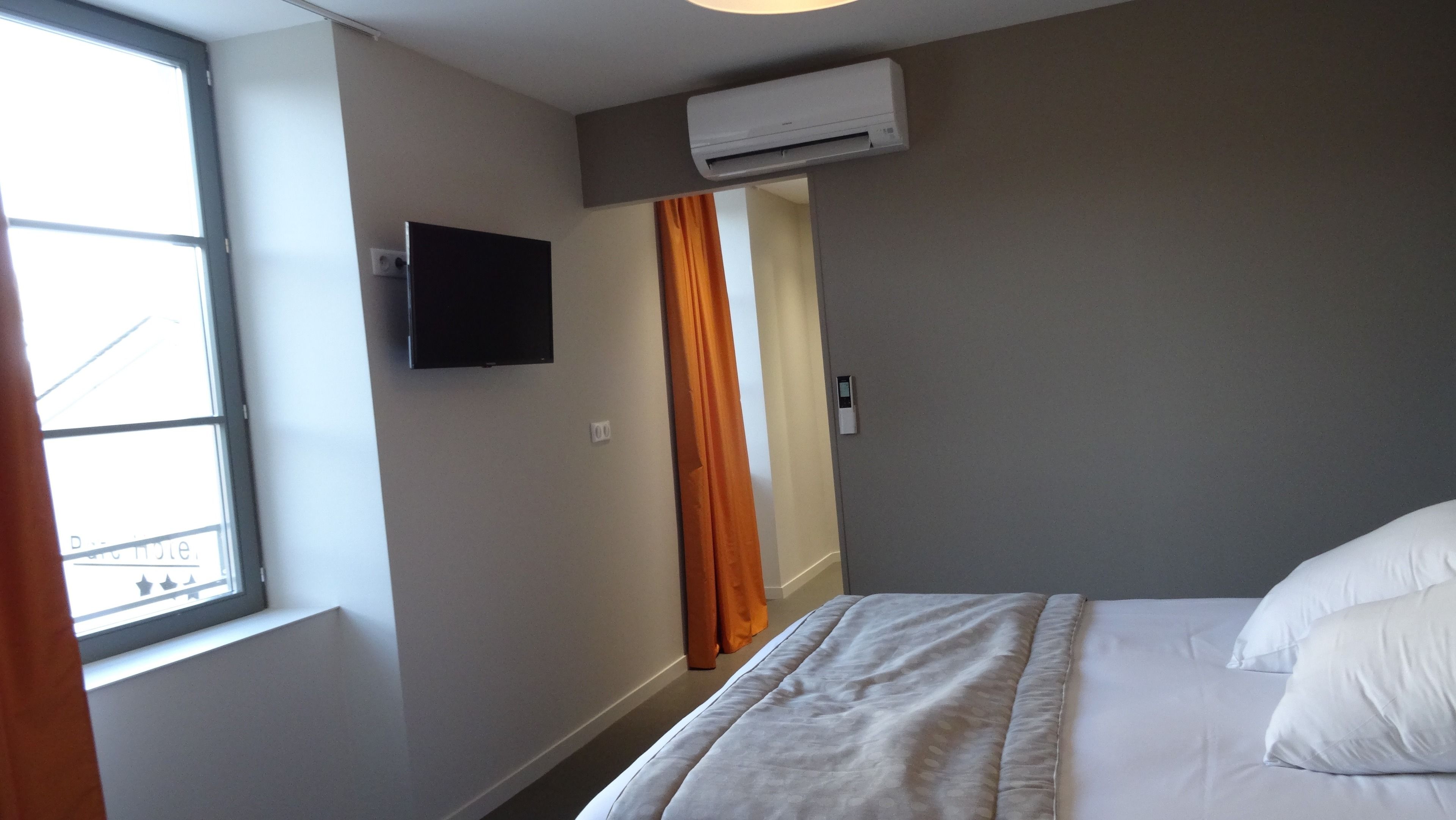 comfort double room | premium bedding, desk, iron/ironing board, free wifi