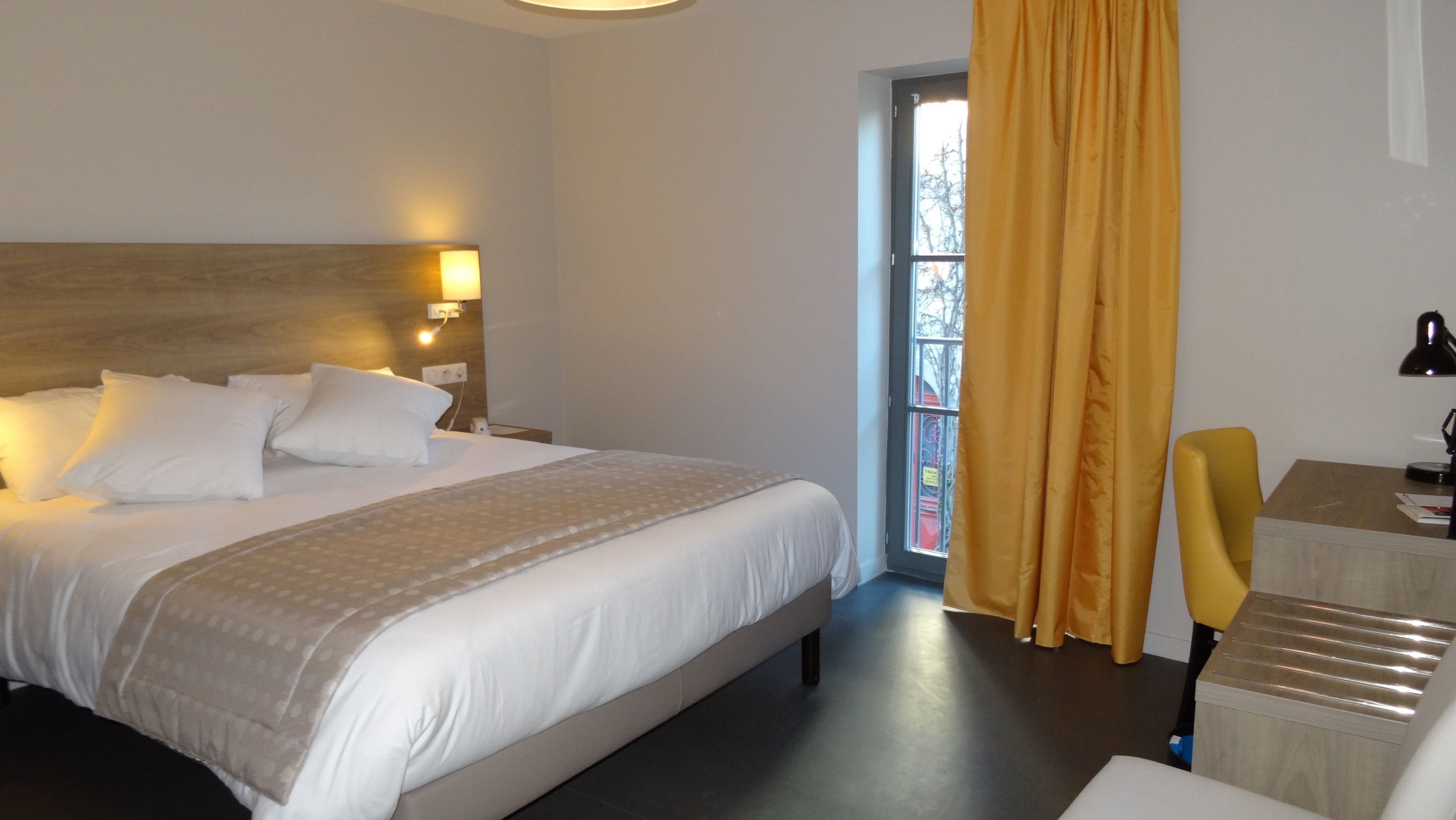 comfort double room | premium bedding, desk, iron/ironing board, free wifi