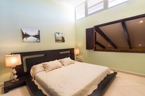Condo, 3 Bedrooms