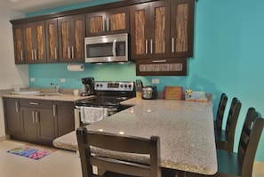 Condo, 2 habitaciones | Cocina privada