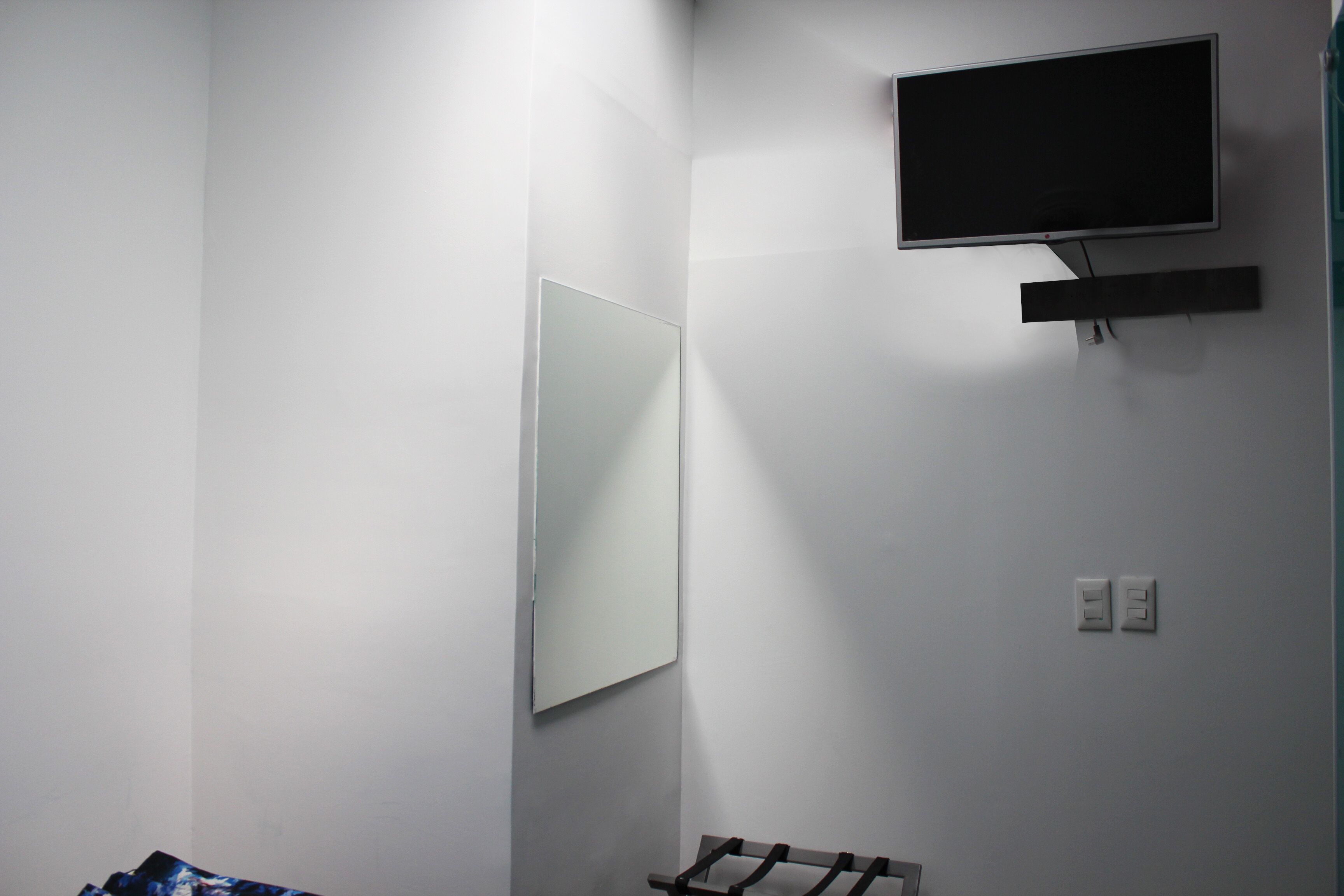 1 bedroom, in-room safe, iron/ironing board, rollaway beds