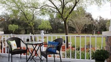 Quarto, banheiro privativo (Hunting Room) | Terraço/pátio