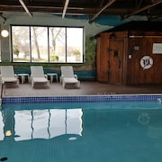 River Rapids Inn