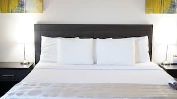 Ropa de cama de alta calidad, escritorio y cortinas blackout