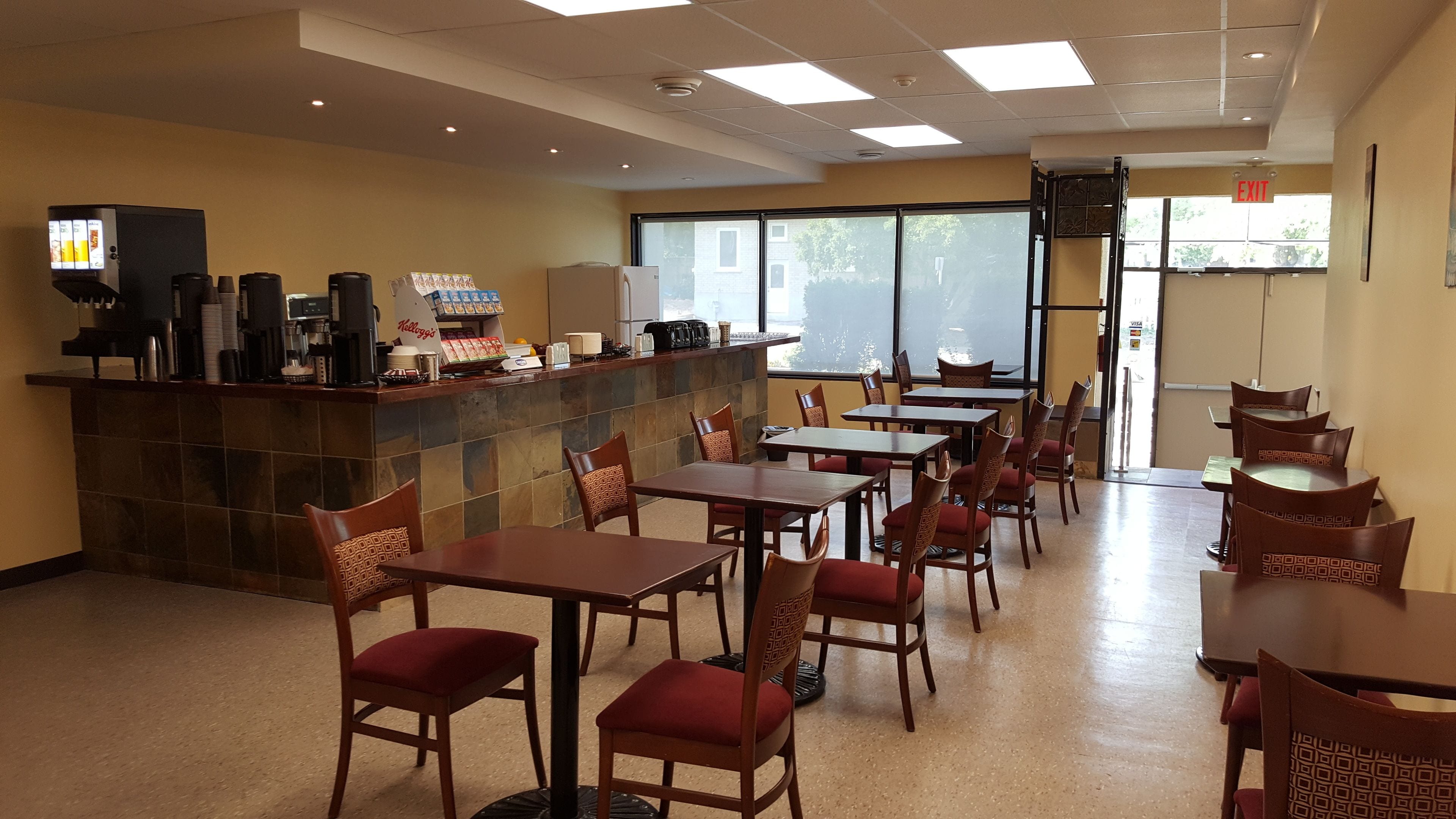 free daily self-service breakfast