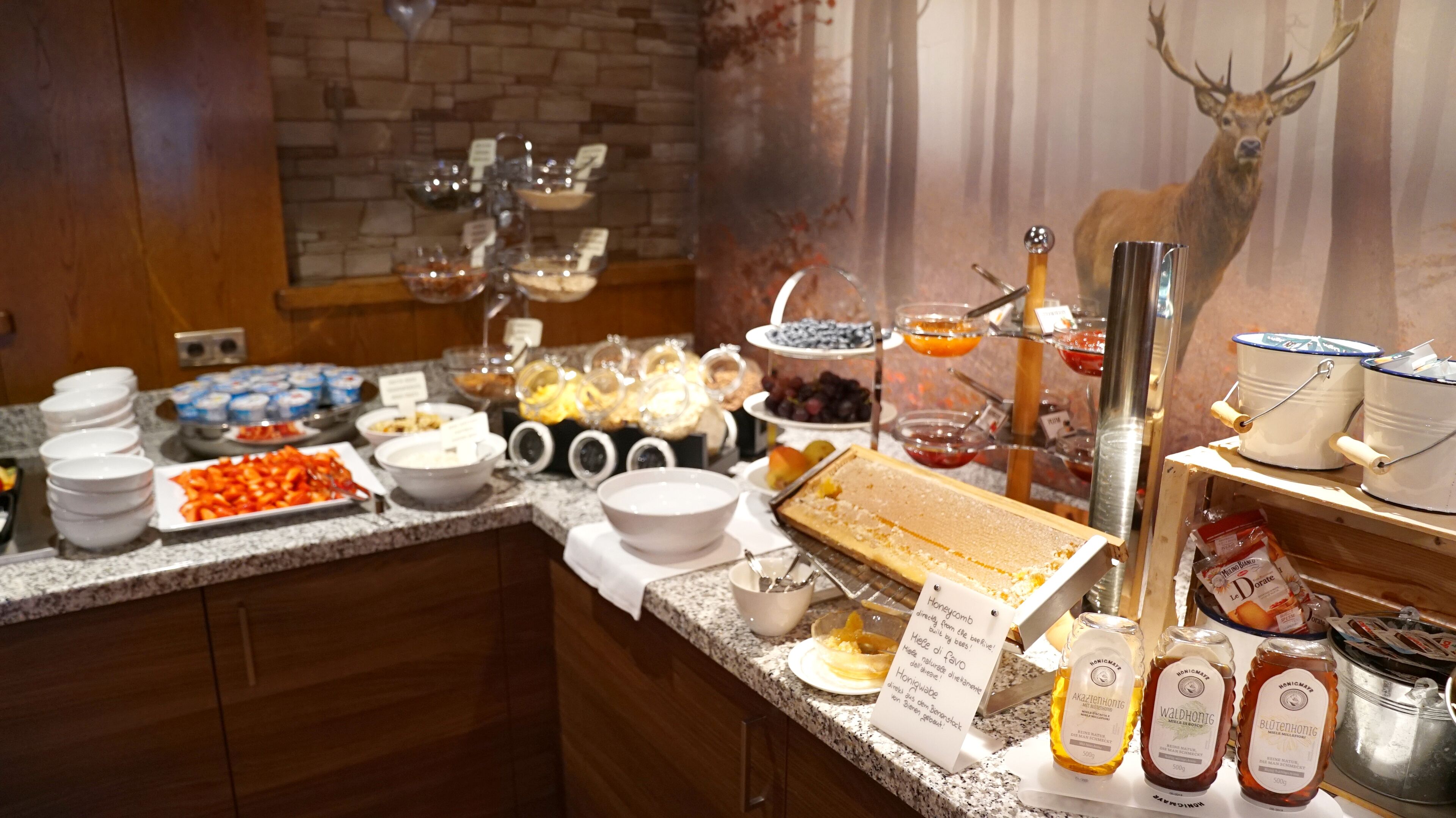 daily buffet breakfast for a fee