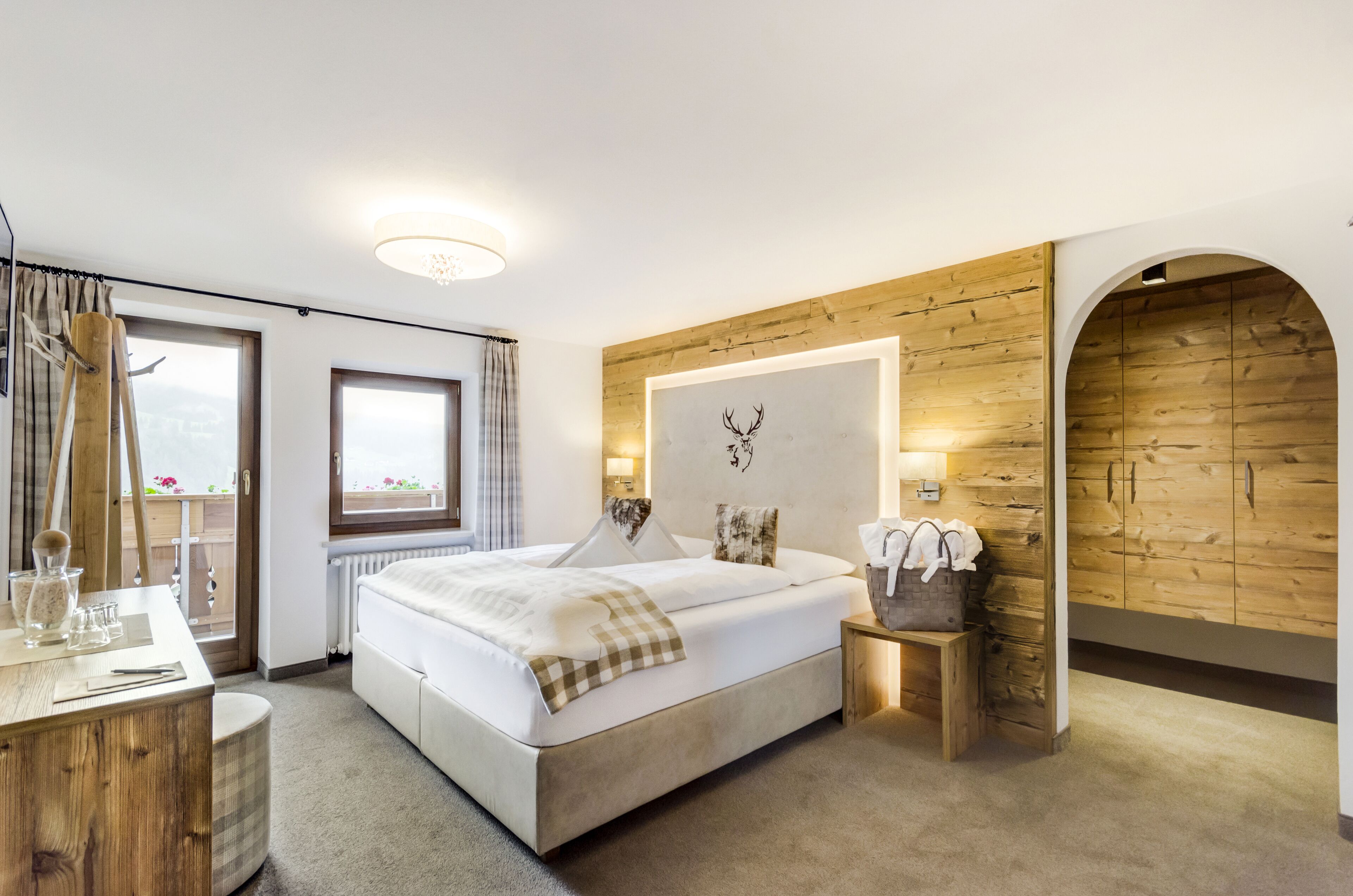 standard room | 1 bedroom, hypo-allergenic bedding, down duvets, in-room safe