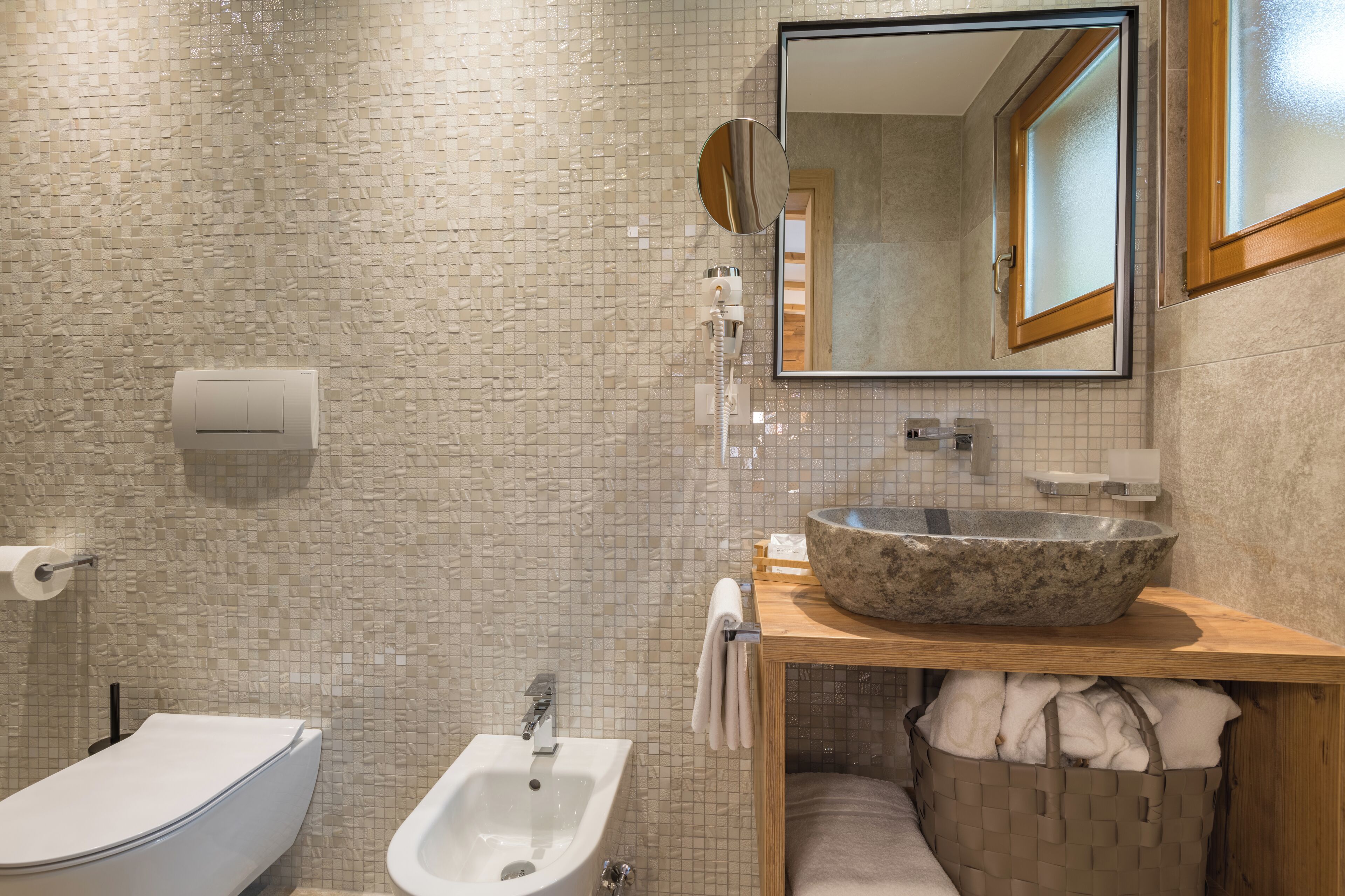 superior suite (family) | bathroom | free toiletries, hair dryer, bathrobes, slippers