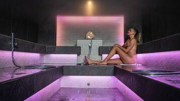 Sauna, Whirlpool, Dampfbad, Körperbehandlungen, Aromatherapie