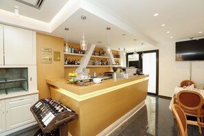 Dining - Oxford Hotel (Tirana)