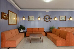 Sala de estar en el lobby