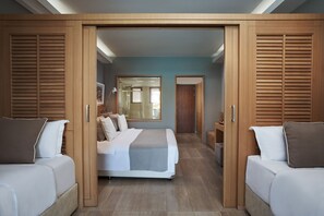 Family Room Sliding Door Swim Up Pool View (Deluxe Area) | In-room safe, desk, free WiFi, bed sheets - Atlantica Holiday Village Rhodes (Rhodes)