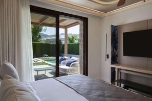 Private Villa with Private Pool, Garden View | Brankas, meja kerja, Wi-Fi gratis, dan seprai linen