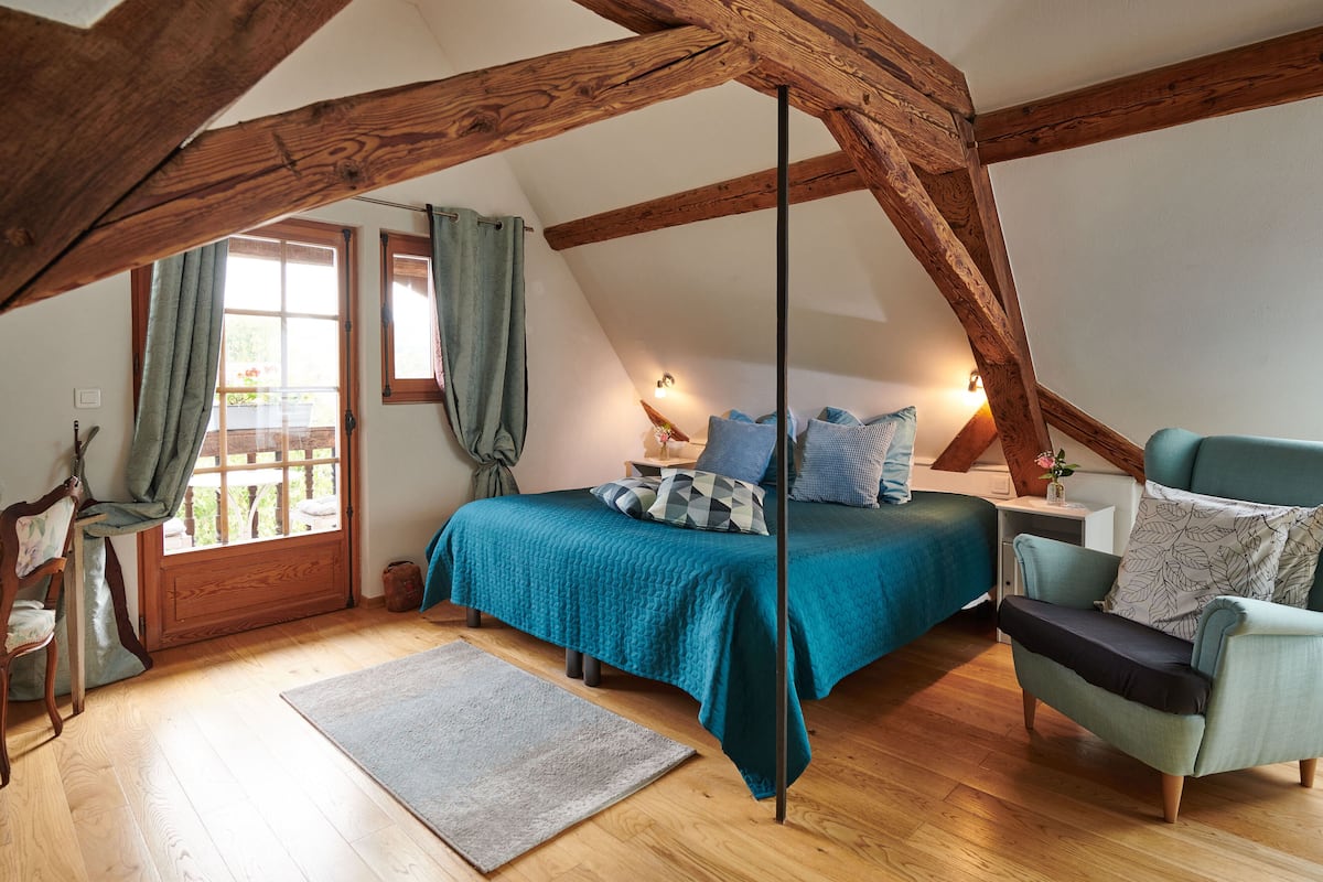 Tweepersoonskamer, en-suite badkamer (XIX ème)