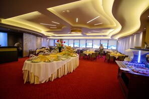 Desayuno buffet incluido