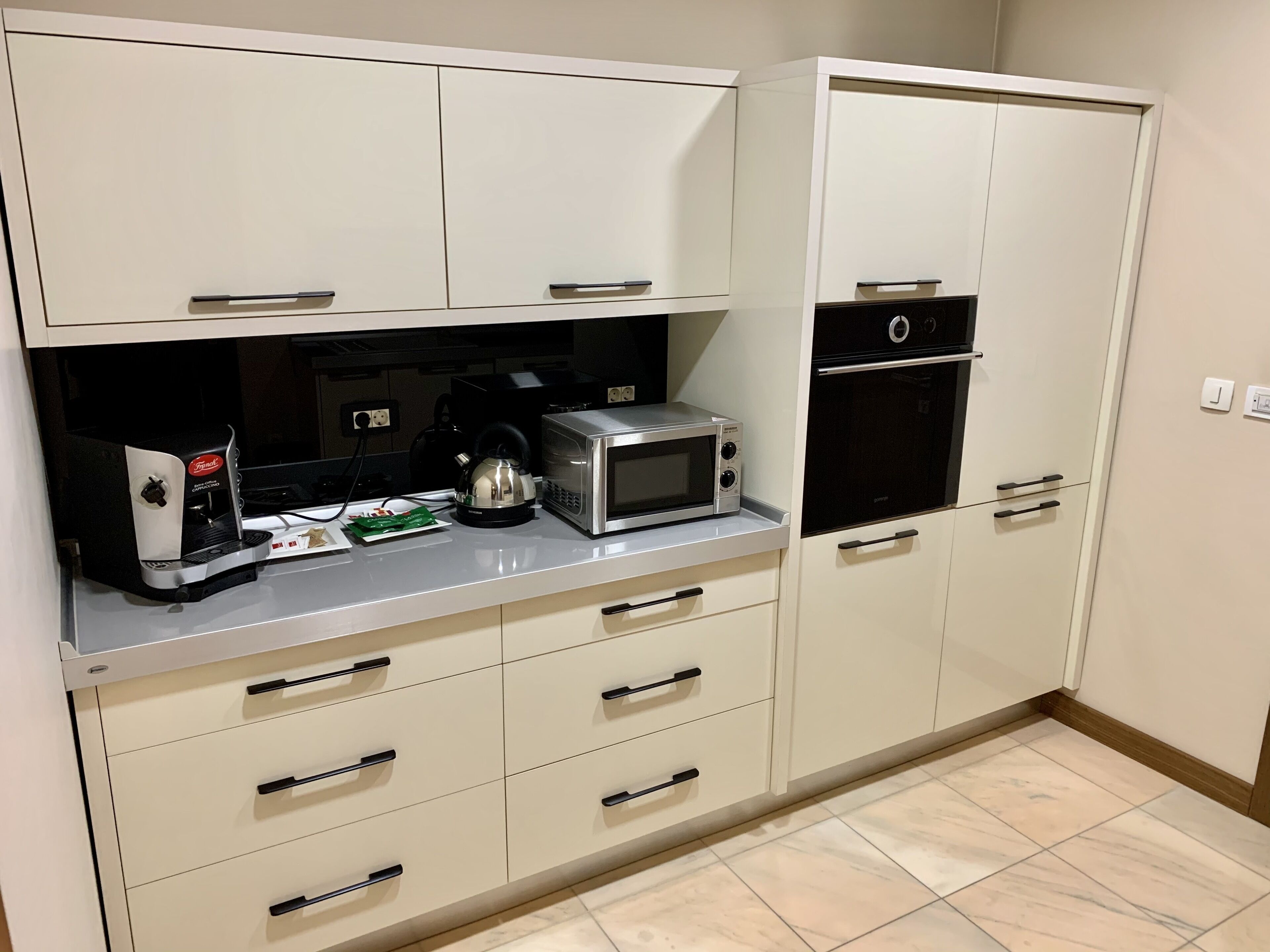 presidential suite | private kitchen