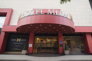 Property entrance - Hotel Mepas (Mostar)