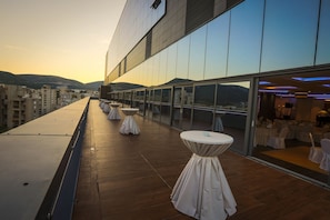 ลานระเบียง/นอกชาน