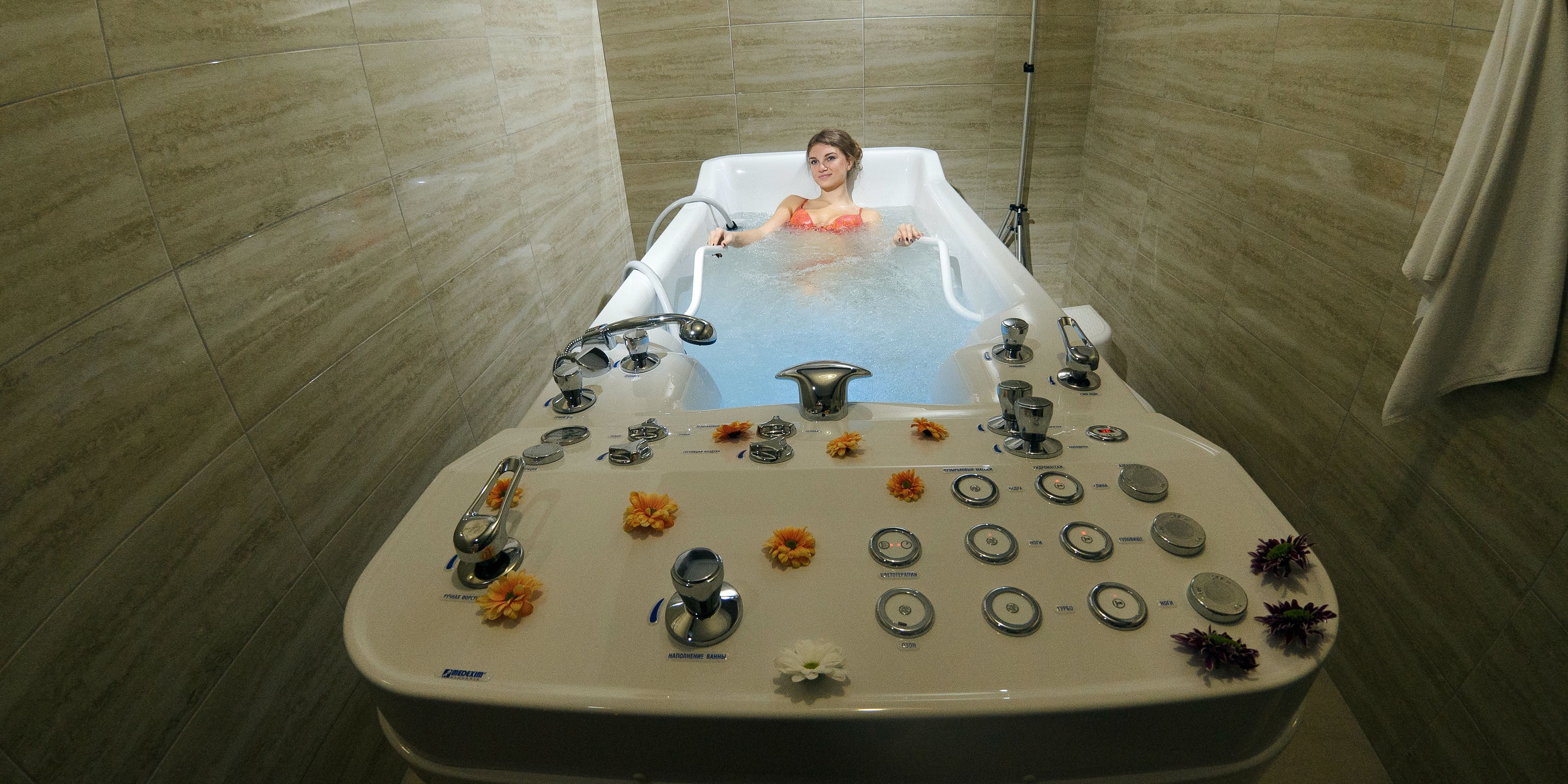 Body treatments, body wraps, body scrubs, facials, massages