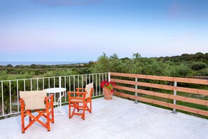 Maison, 2 chambres, piscine privée (Christina) | Terrasse/Patio