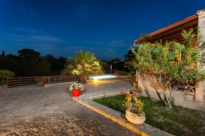 Maison Majestueuse, 2 chambres, piscine privée (Irene) | Terrasse/Patio