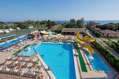 Clover Magic Park Beach Alanya