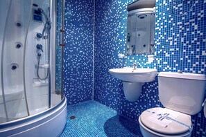 Bathroom - Dalis Family Hotel Sofia (Sofia)