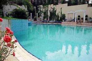 Pool - Butrinti (Sarandë)