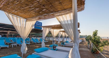 Helios Hotel