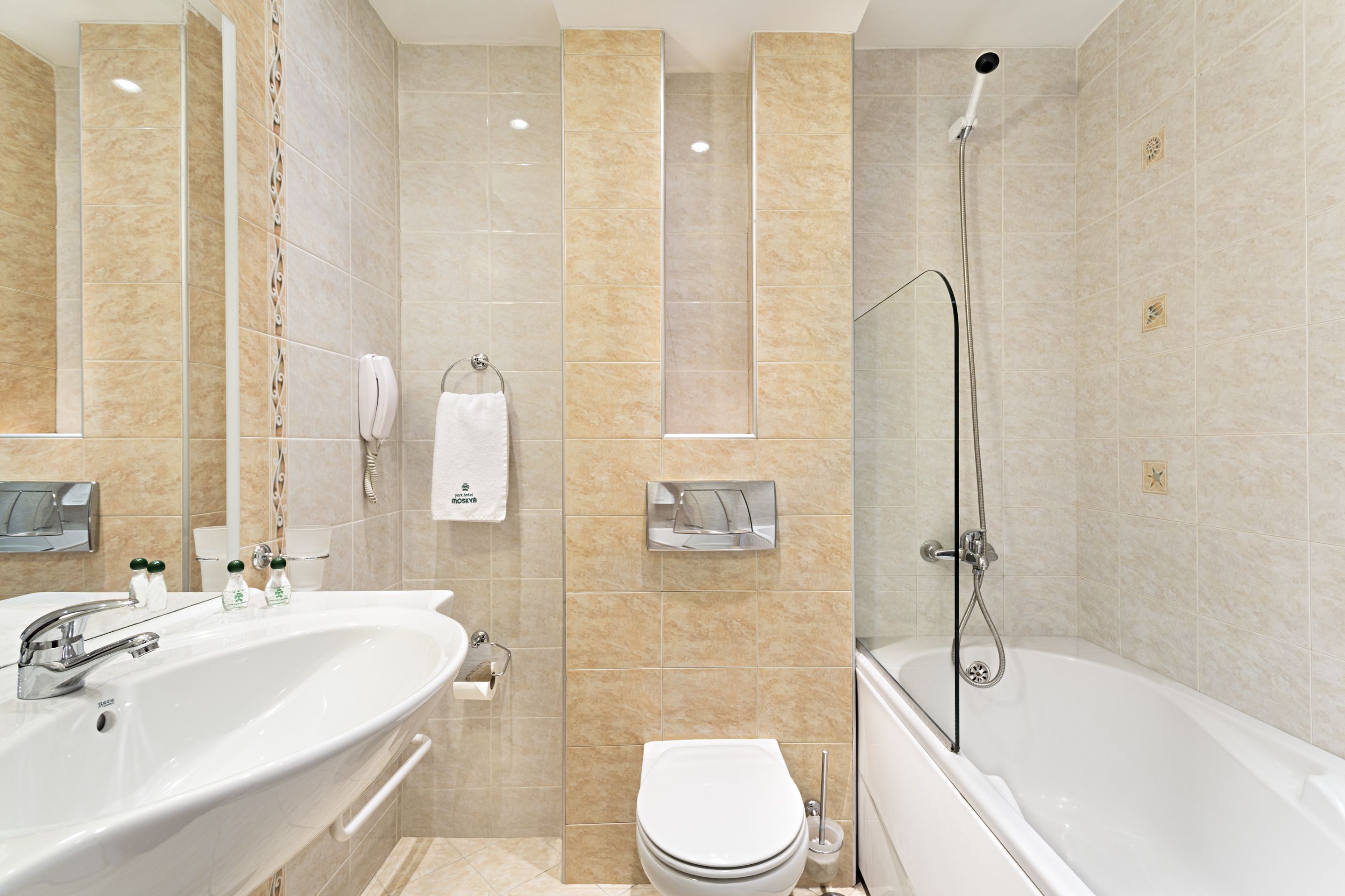 shower, free toiletries, towels